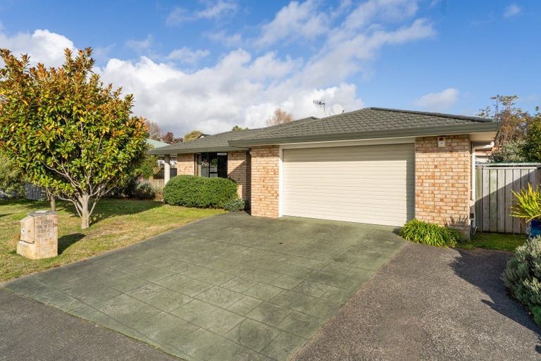 Photo of property in 142 Langdale Avenue, Paraparaumu, 5032