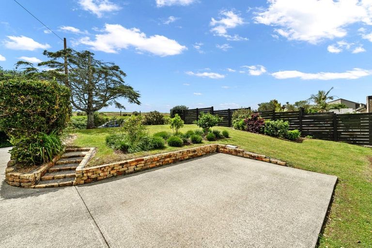 Photo of property in 9 Weir Crescent, Onerahi, Whangarei, 0110
