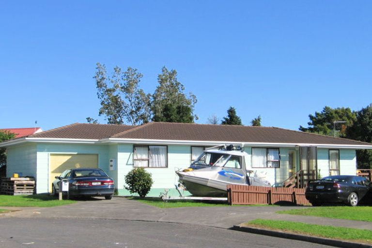 Photo of property in 11 Townley Place, Clover Park, Auckland, 2019