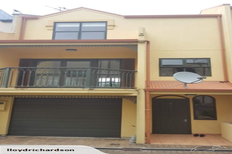 Photo of property in 83d Hill Street, Thorndon, Wellington, 6011