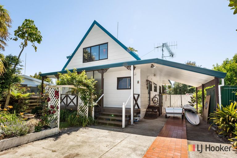 Photo of property in 19 Tatai Road, Bowentown, Katikati, 3177