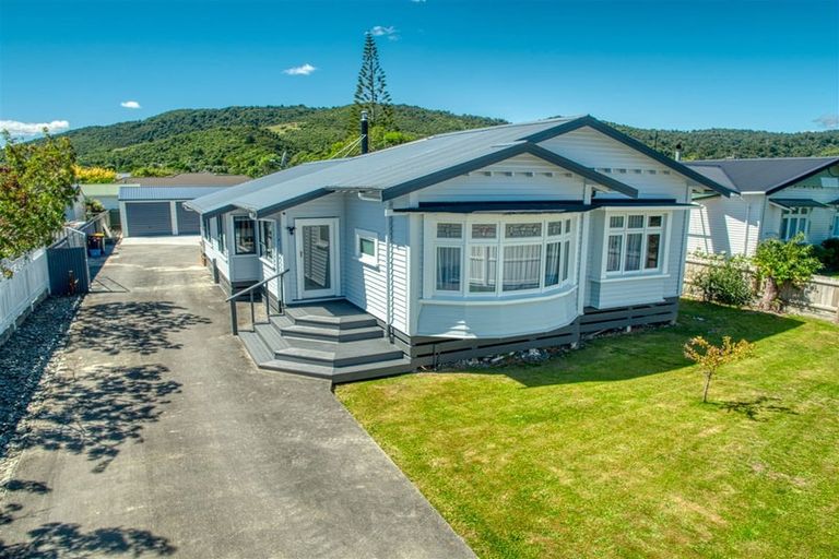 Photo of property in 37 Marlborough Street, Greymouth, 7805