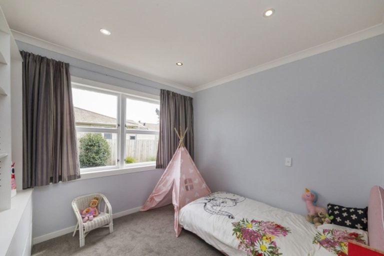 Photo of property in 37 Hewitts Road, Linton, Palmerston North, 4472