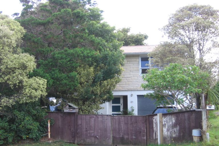 Photo of property in 17 Crocombe Crescent, Beach Haven, Auckland, 0626
