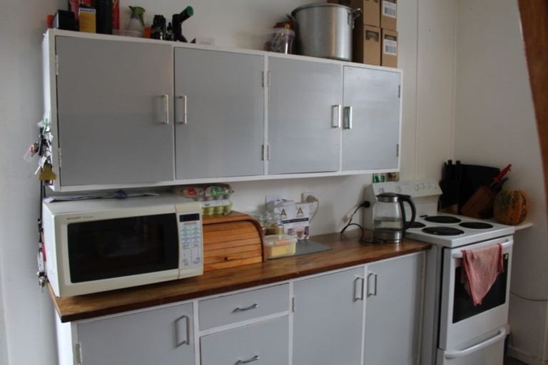 Photo of property in 16 James Street, Dannevirke, 4930