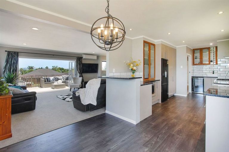 Photo of property in 40 George Street, Waiuku, 2123