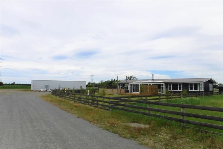 Photo of property in 2 Merton Road, Fernside, Rangiora, 7471
