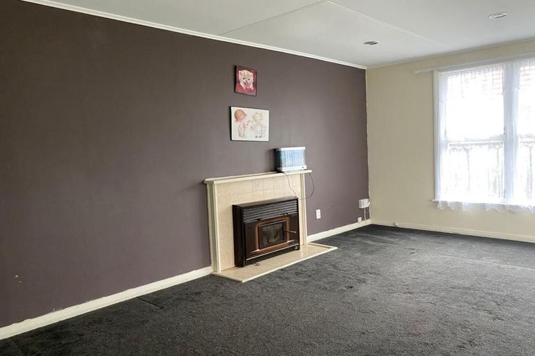 Photo of property in 70 Cambridge Terrace, Papatoetoe, Auckland, 2025