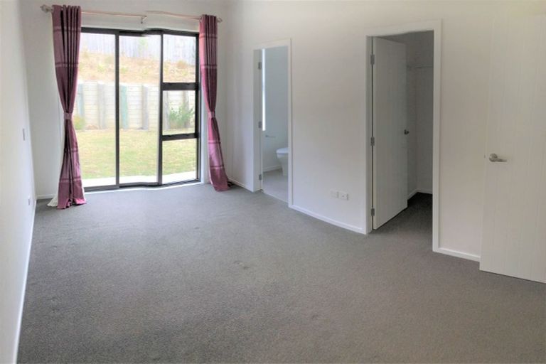 Photo of property in 6 Rochdale Drive, Churton Park, Wellington, 6037