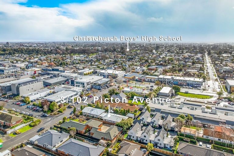 Photo of property in 3/102 Picton Avenue, Riccarton, Christchurch, 8011