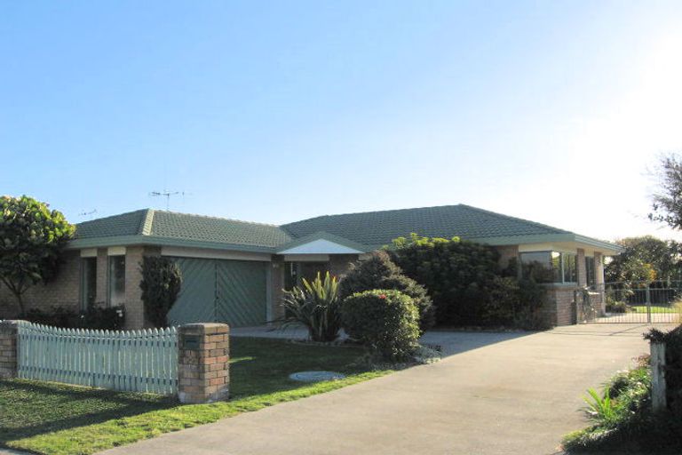 Photo of property in 29 Aldermen Avenue, Papamoa Beach, Papamoa, 3118