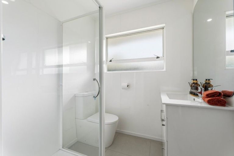 Photo of property in 30 Gobray Crescent, Mount Maunganui, 3116