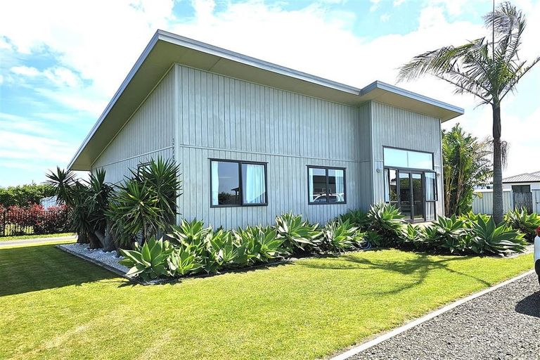 Photo of property in 329 Harbour Drive East, Matarangi, Whitianga, 3592