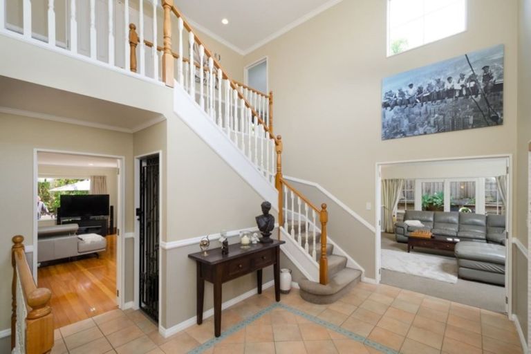 Photo of property in 3 Kahala Place, West Harbour, Auckland, 0618