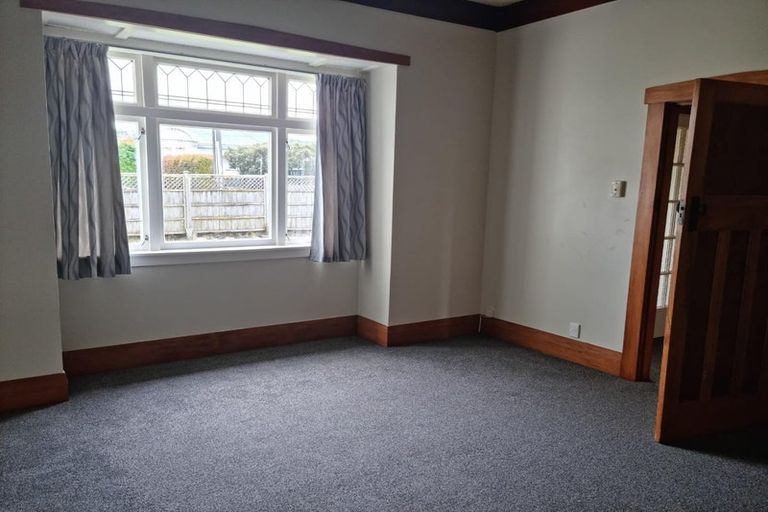 Photo of property in 49 Tawa Road, One Tree Hill, Auckland, 1061