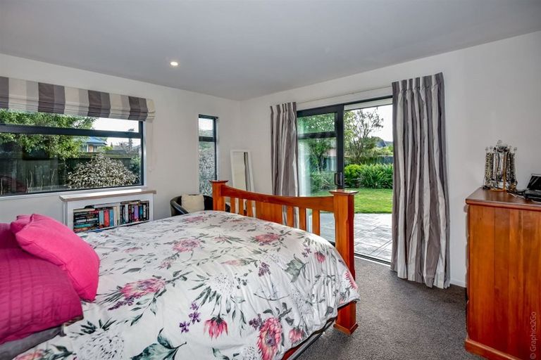 Photo of property in 54 Forest Drive, Parklands, Christchurch, 8083