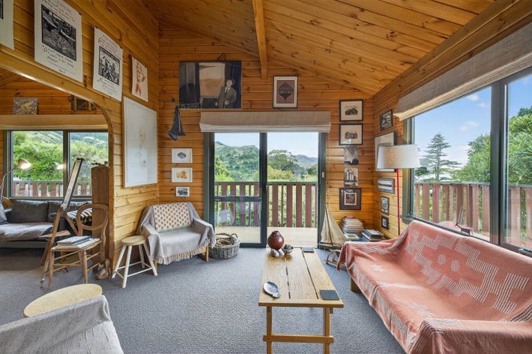 Photo of property in 35 Merlincote Crescent, Governors Bay, 8971