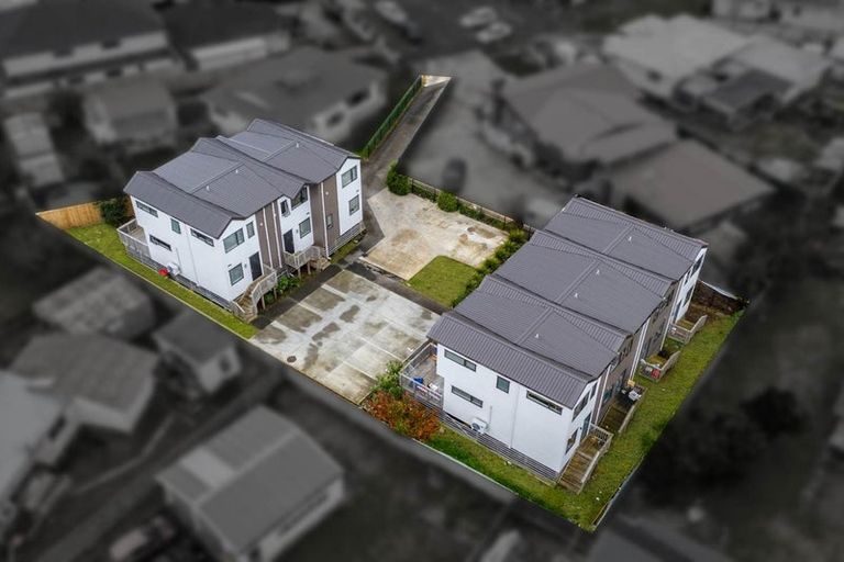Photo of property in 1/15 Rush Place, Mangere, Auckland, 2022