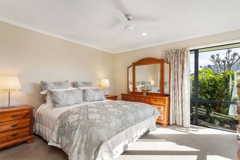 Photo of property in 2 Kimbrace Place, Belfast, Christchurch, 8051