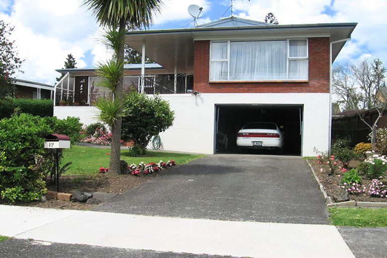Photo of property in 17 Ramsey Street, Papatoetoe, Auckland, 2025