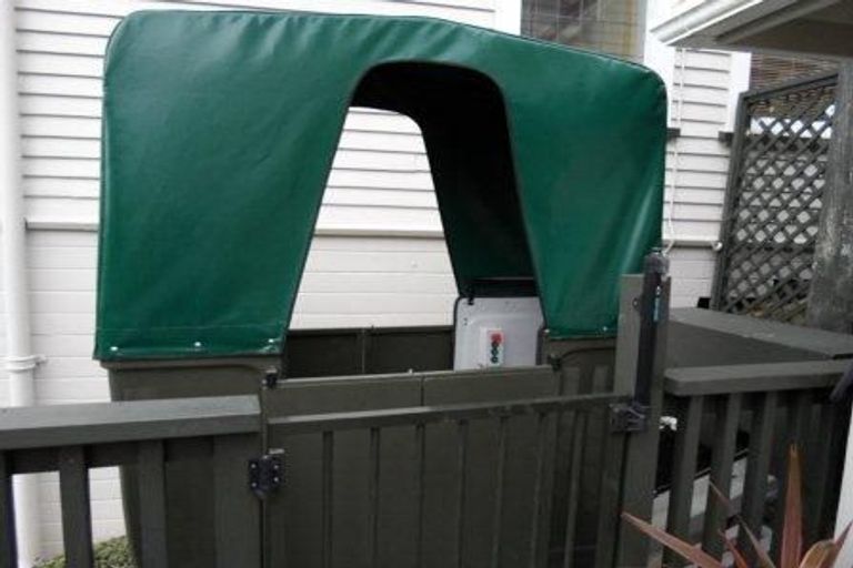 Photo of property in 29 Fairview Crescent, Kelburn, Wellington, 6012