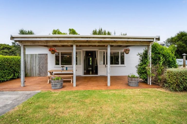 Photo of property in 8 Kaihihi Road, Okato, 4335