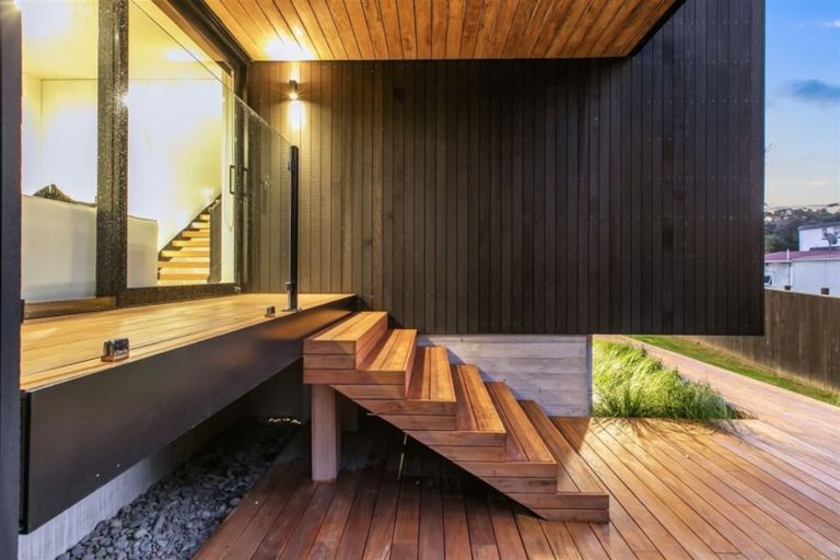 Photo of property in 317 Beach Road, Campbells Bay, Auckland, 0630