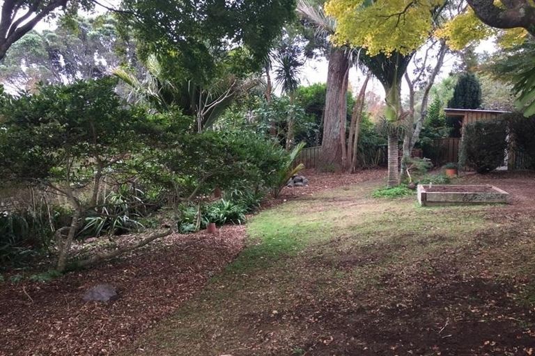 Photo of property in 48 Doralto Road, Frankleigh Park, New Plymouth, 4310