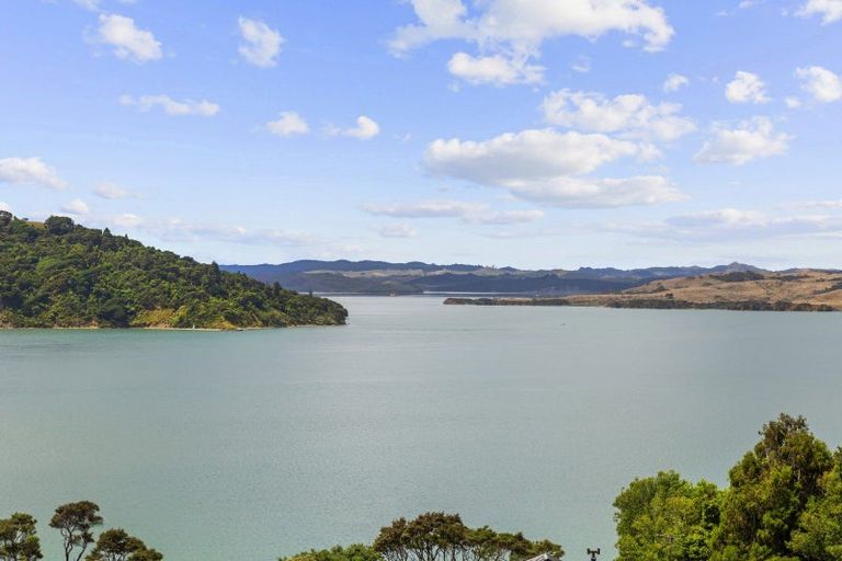 Photo of property in 92 Greenslade Road, Raglan, 3295