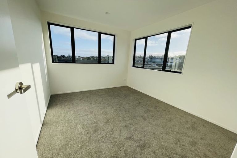 Photo of property in 48b Sunrise Avenue, Mairangi Bay, Auckland, 0630