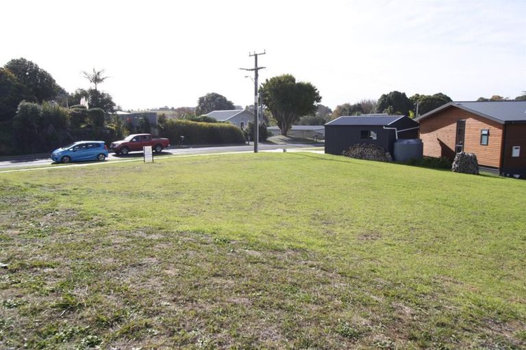 Photo of property in 59 Athenree Road, Athenree, Katikati, 3177