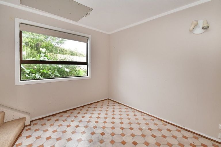 Photo of property in 11 Albert Hall Drive, Red Beach, 0932