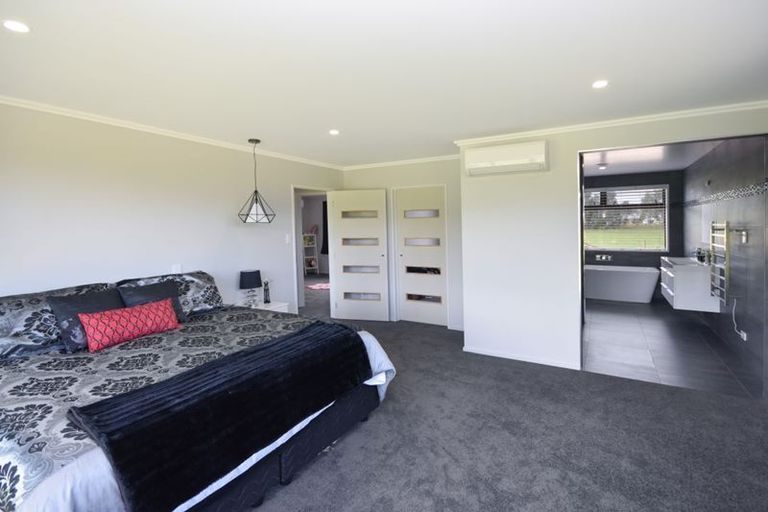 Photo of property in 347 Riccarton Road West, Mosgiel, 9092