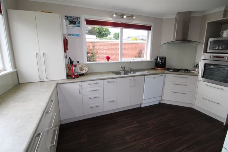 Photo of property in 228 Douglas Street, Highfield, Timaru, 7910