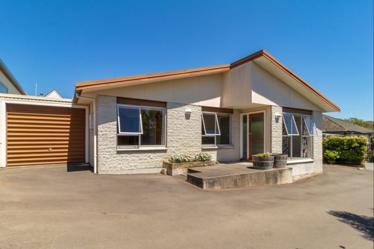 Photo of property in 58a Te Mata Road, Havelock North, 4130