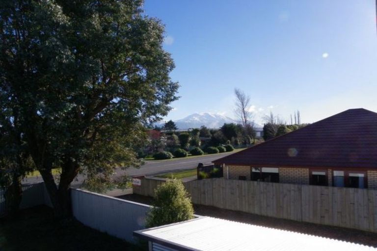 Photo of property in 10 Carr Street, Methven, 7730