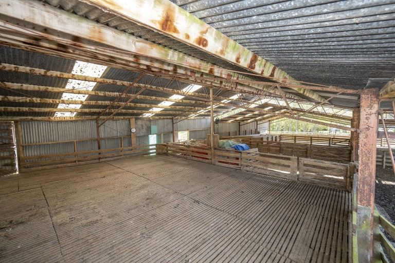Photo of property in 2472 Opaki Kaiparoro Road, Eketahuna, 4994