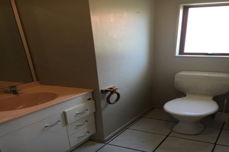 Photo of property in 94 Forest Lake Road, Forest Lake, Hamilton, 3200