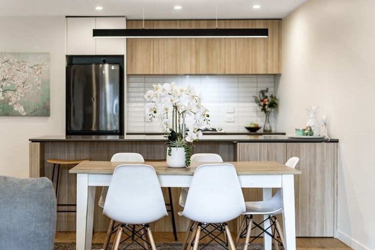 Photo of property in 1b Wai-iti Crescent, Woburn, Lower Hutt, 5010