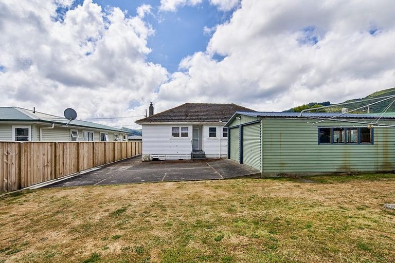 Photo of property in 57 Russell Road, Wainuiomata, Lower Hutt, 5014