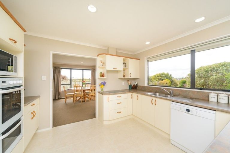 Photo of property in 189 Ruapehu Drive, Fitzherbert, Palmerston North, 4410