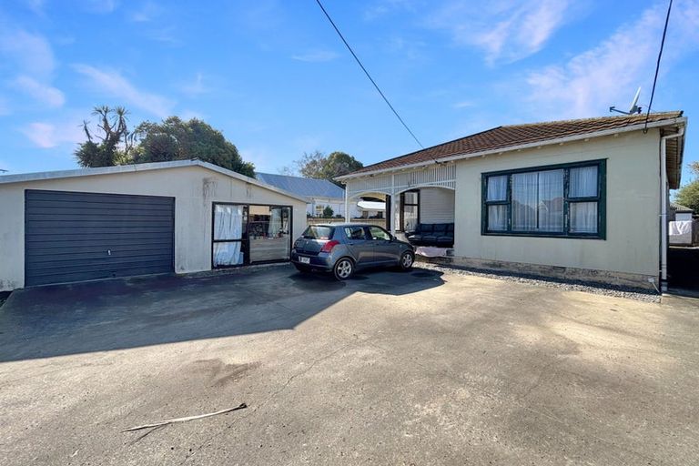 Photo of property in 24 Euston Street, Riccarton, Christchurch, 8041