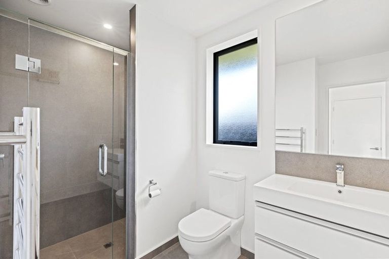 Photo of property in 28 Chatsworth Avenue, Rangiora, 7400