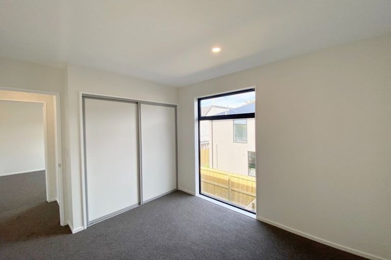 Photo of property in 2/15 Rawhiti Avenue, New Brighton, Christchurch, 8083