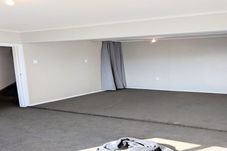 Photo of property in 21 King Crescent, Ranui, Porirua, 5024