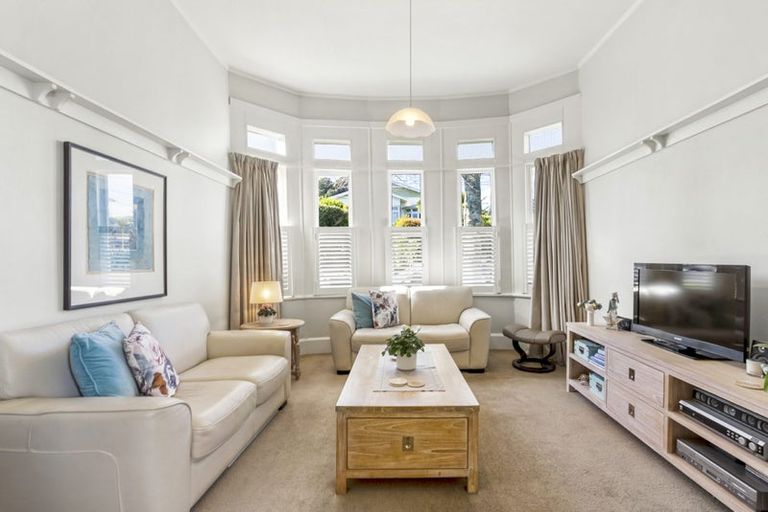 Photo of property in 7 High Street, Devonport, Auckland, 0624