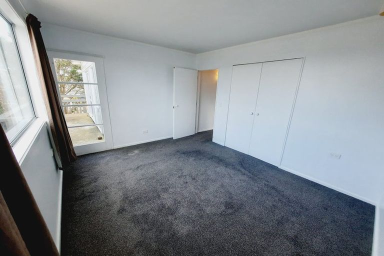 Photo of property in 24 Pennant Grove, Titahi Bay, Porirua, 5022