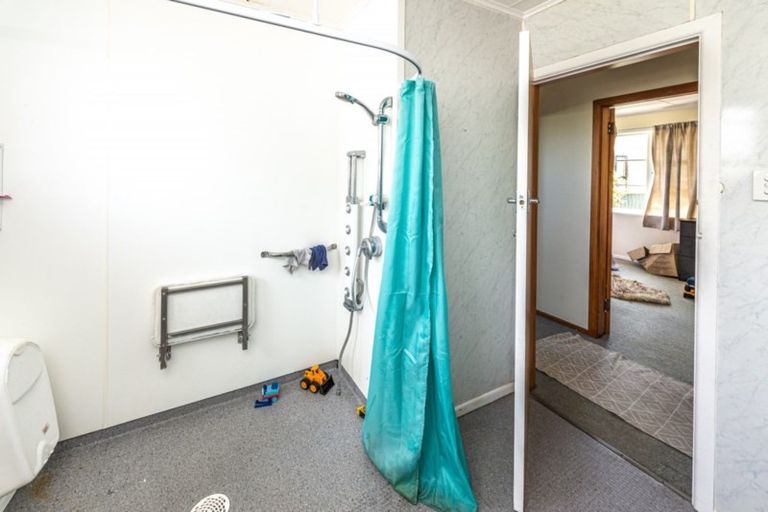 Photo of property in 39 Hood Street, Castlecliff, Whanganui, 4501