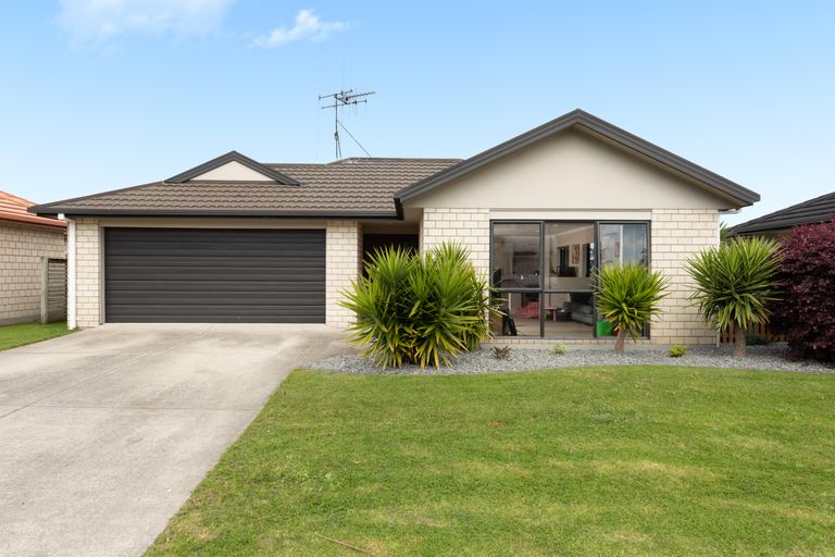 Photo of property in 10/100 Millers Road, Brookfield, Tauranga, 3110
