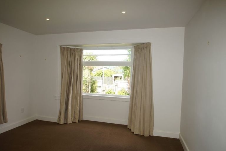 Photo of property in 105 Saint Martins Road, Saint Martins, Christchurch, 8022